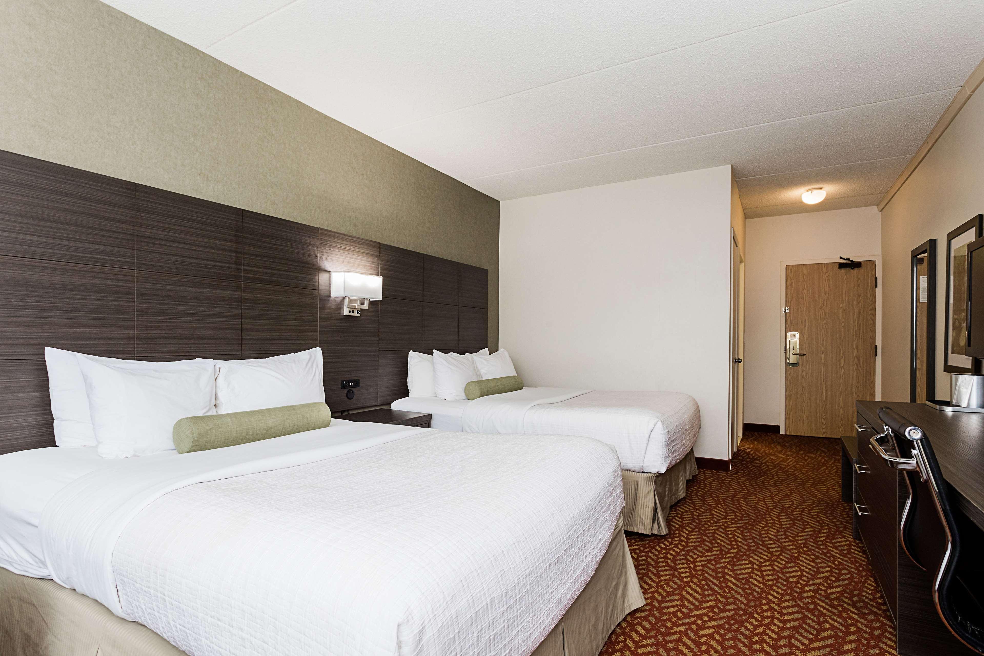Best Western Inn On The Bay Оуэн-Саунд Экстерьер фото